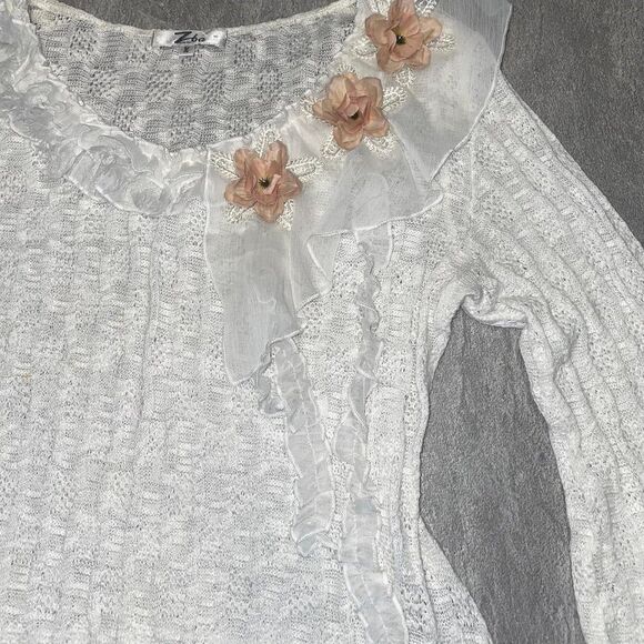 Zba Sz M Y2K white sweater bell sleeve soft girl ballet flower applique pastel - Picture 10 of 10